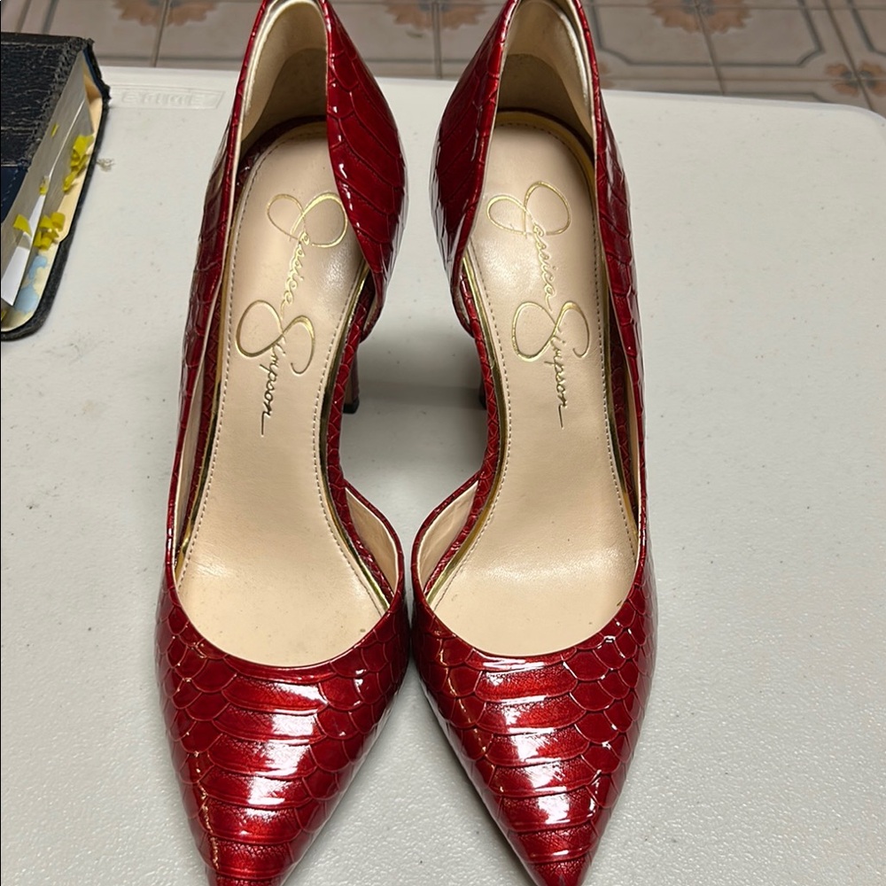 Jessica Simpson Red High Heeled Pumps - Picture 3 of 3